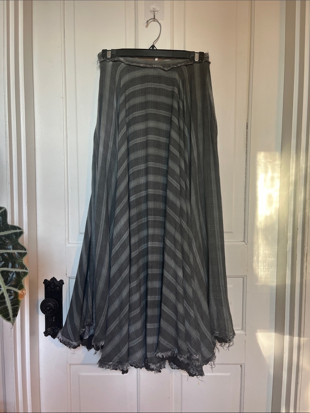 RARE Free People Voluminous Grey Striped Cotton Maxi Skirt Size 2 - Picture 9 of 9